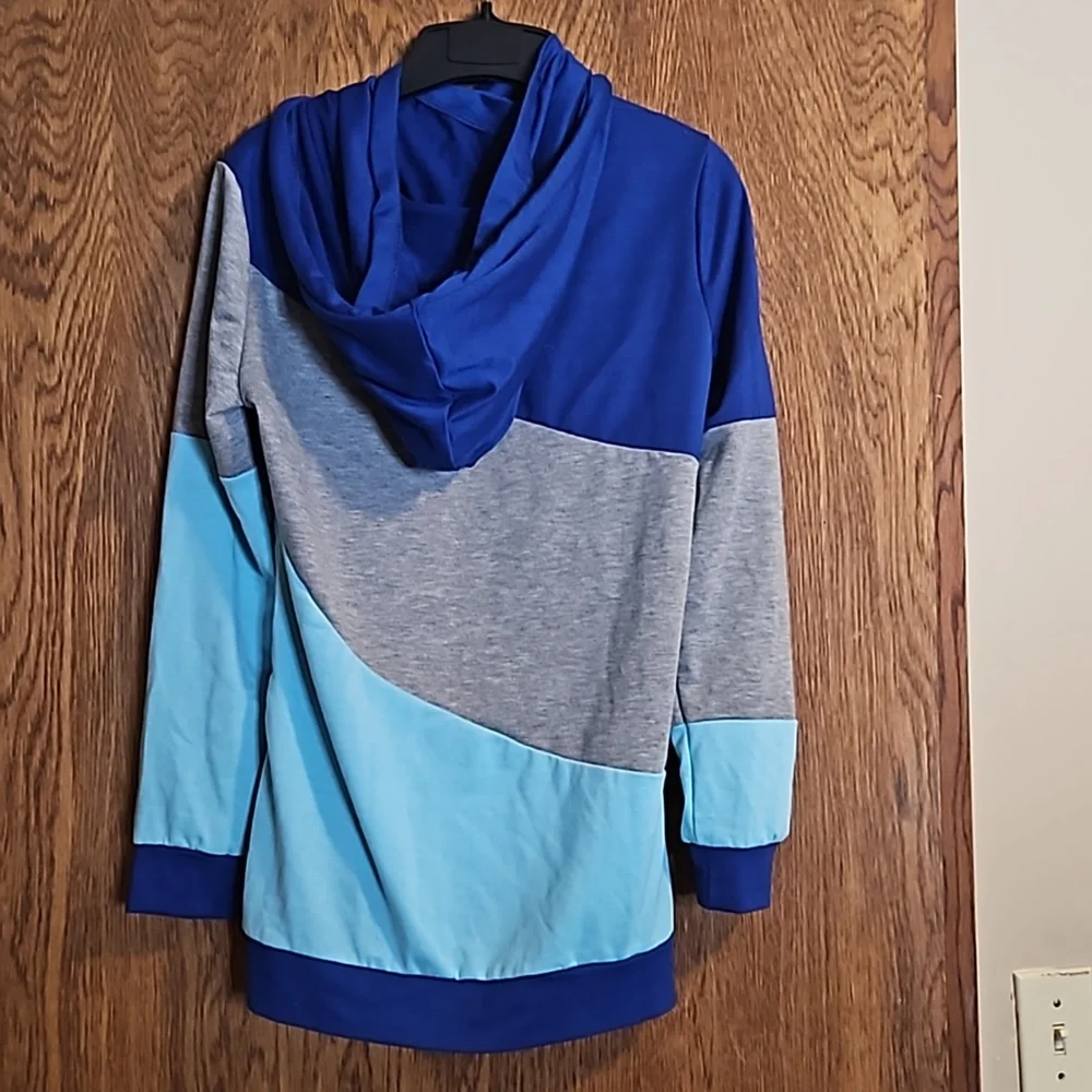Sweater - Picture 2 of 3